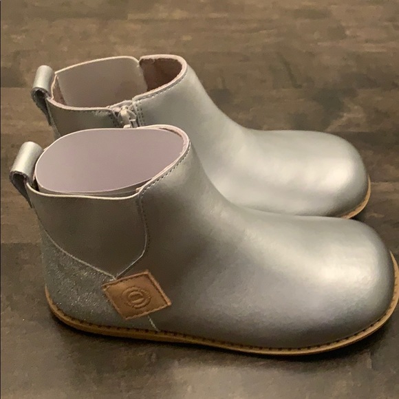 Brand new Silver Booties - Picture 1 of 4